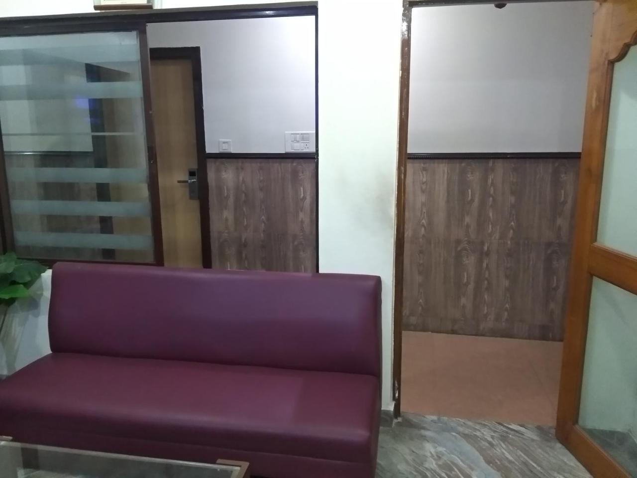 Sai Tirumala Residency ティルパティ エクステリア 写真