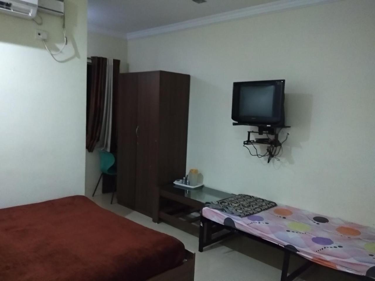Sai Tirumala Residency ティルパティ エクステリア 写真