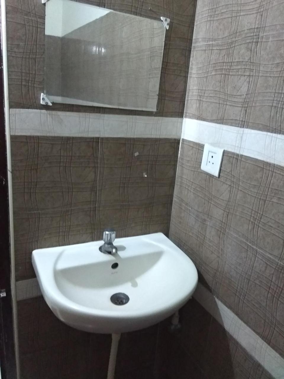 Sai Tirumala Residency ティルパティ エクステリア 写真