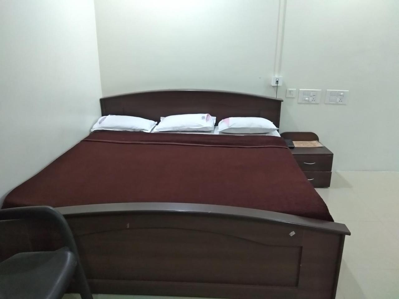 Sai Tirumala Residency ティルパティ エクステリア 写真