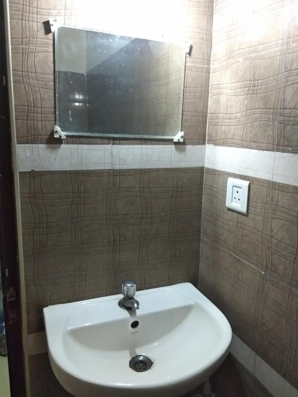 Sai Tirumala Residency ティルパティ エクステリア 写真